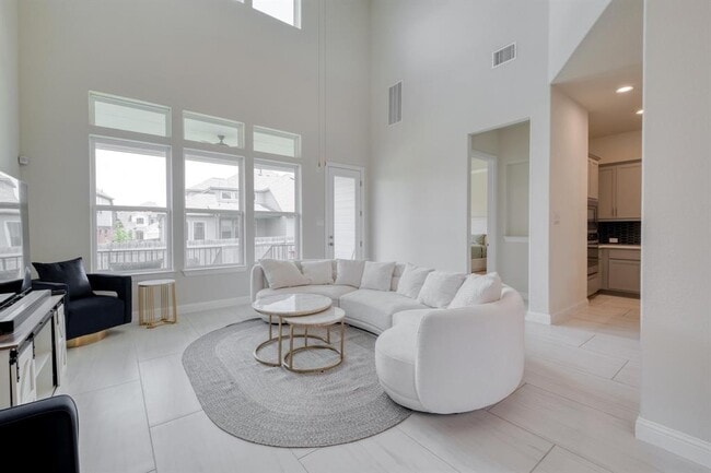Building Photo - 4304 Allenbrook Dr
