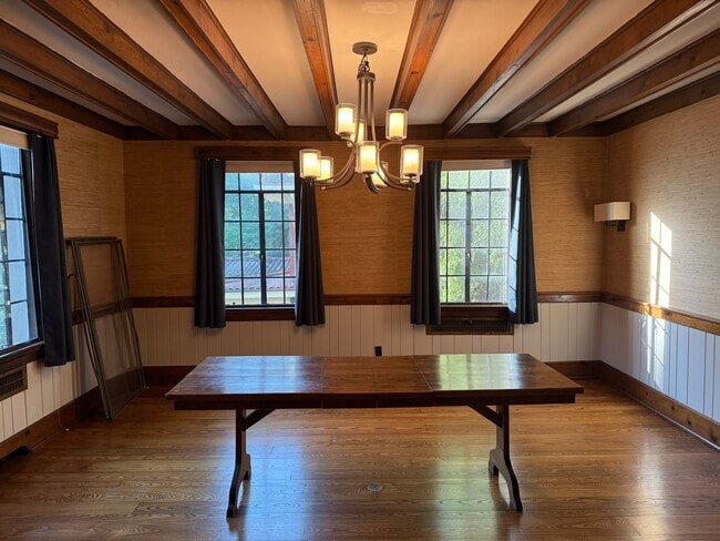 Building Photo - 100 Mcdowell Rd