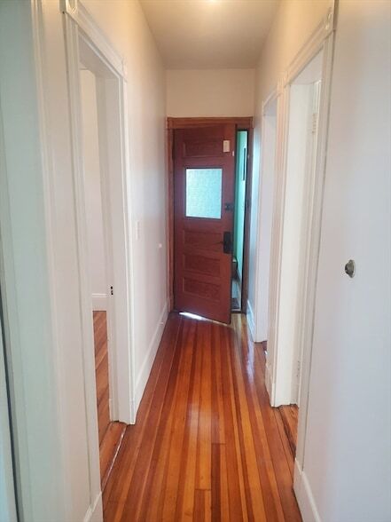 Building Photo - 26 Buttonwood St