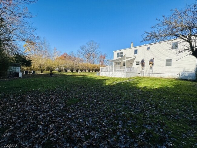 Building Photo - 79 Hawkins Ave