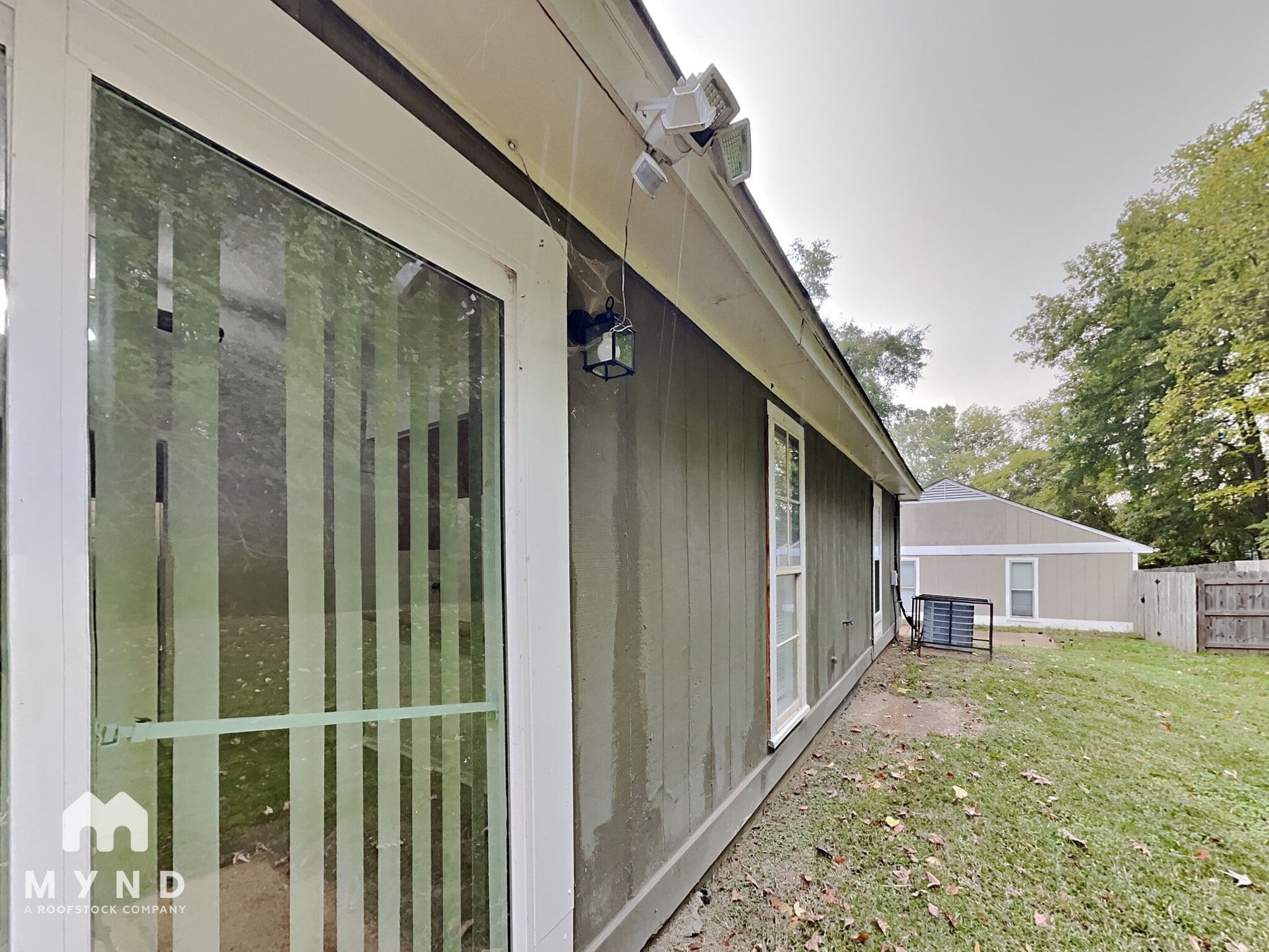 Building Photo - 3887 Brandy Ave