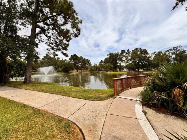 Building Photo - 14322 Baron Creek Ln