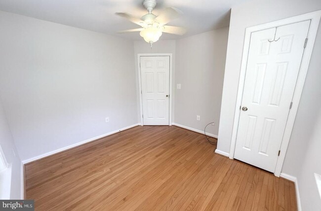 Building Photo - 42802 Higgs Ln