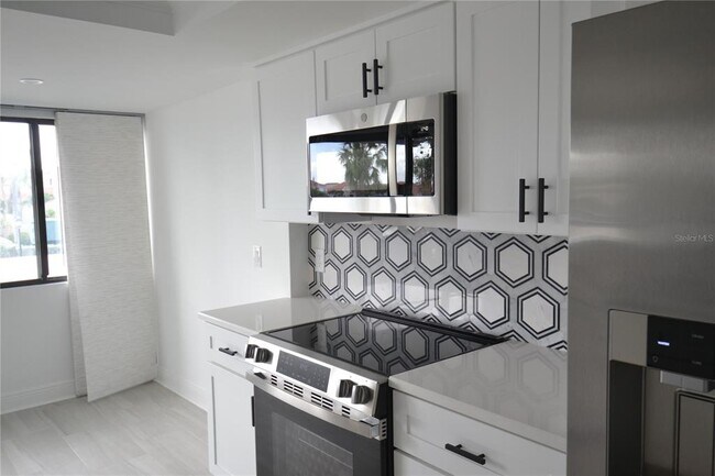 Building Photo - 1651 Sand Key Estates Ct