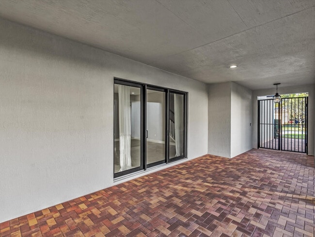 Building Photo - 10630 SW 55th St