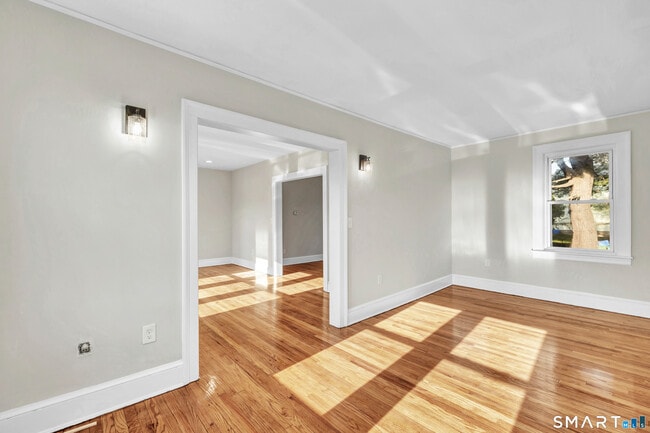 Building Photo - 126 Thomas St