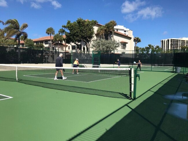 Building Photo - 4201 N Ocean Blvd