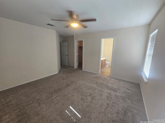 Building Photo - 154 Lake Washington Dr