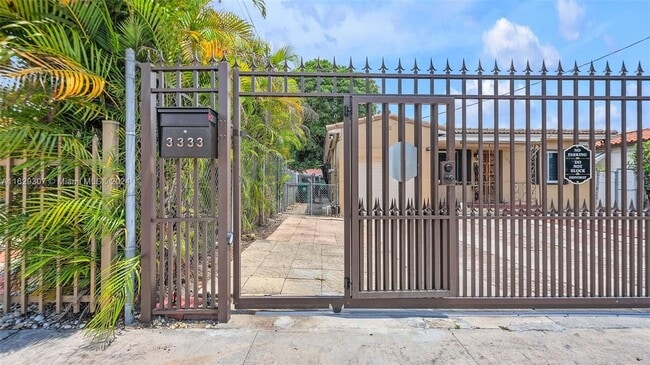 Building Photo - 3333 SW 1st St