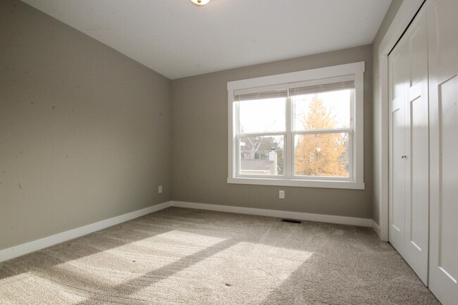 Building Photo - 2700 Dorman Ave