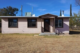 Building Photo - Close to Fort Huachuca