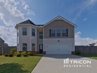 Building Photo - 3040 Chris Cir