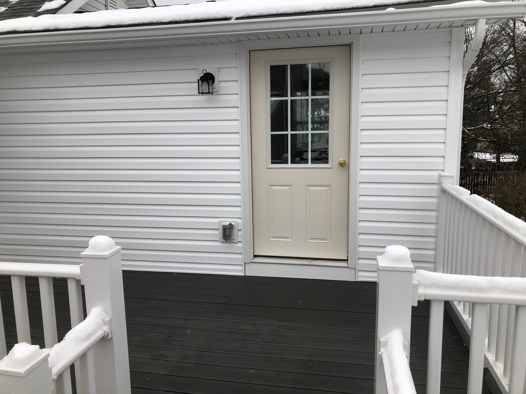 Building Photo - 307 Gilmore Ave