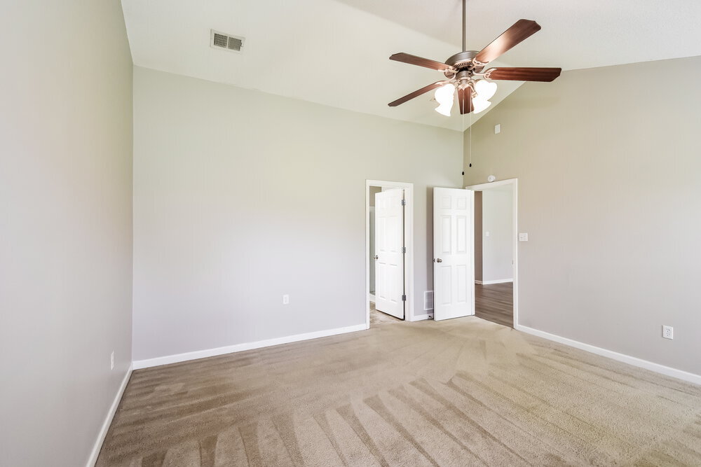 Building Photo - 8124 Loden Cove