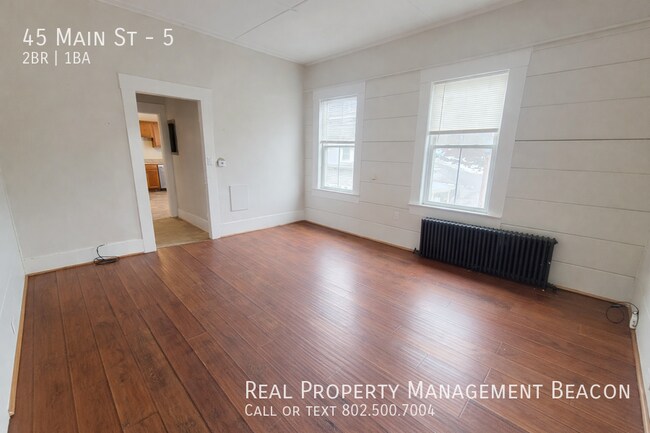 Building Photo - 45 Main St