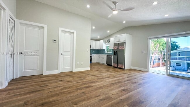 Building Photo - 45 Gumbo Limbo Ave