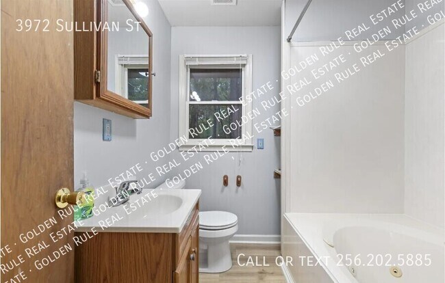 Building Photo - 3972 Sullivan St