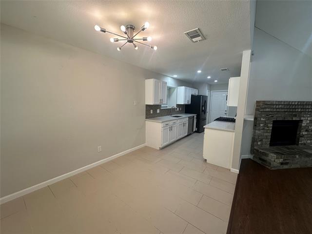 Building Photo - 7814 Bob White Dr