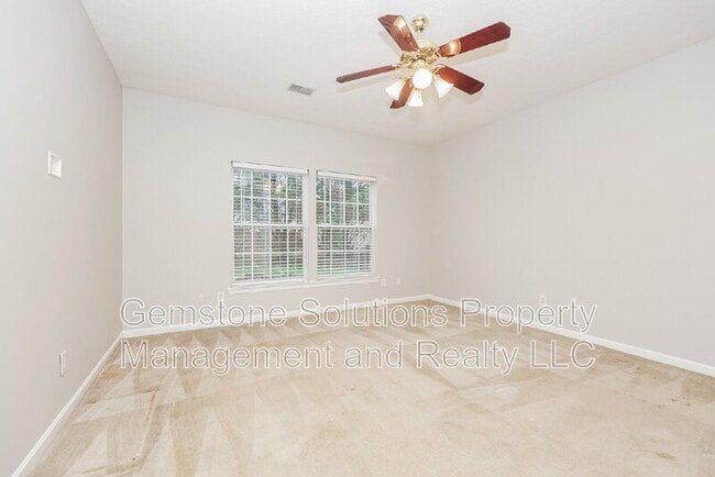 Building Photo - 1006 Prince St