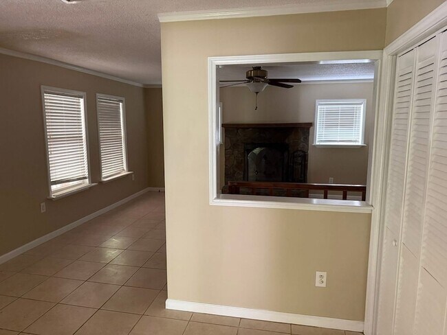 Building Photo - 92 Grey Fox Ln