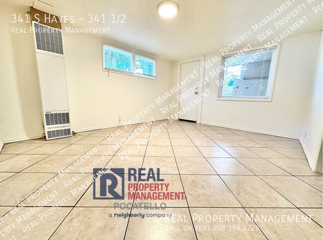 Building Photo - 341 S Hayes-341 1/2