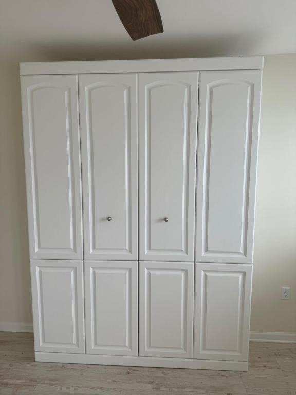 Building Photo - 925 N Halifax Ave