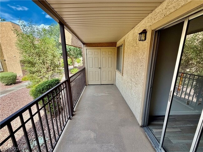 Building Photo - 4410 Sandy River Dr