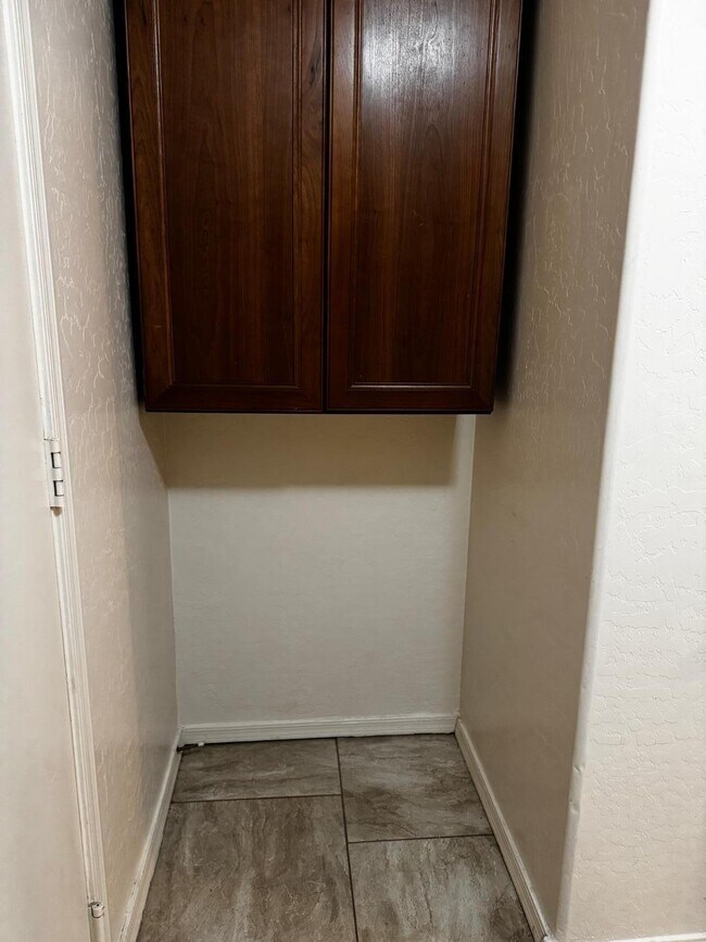 Building Photo - 14613 N 154th Ave