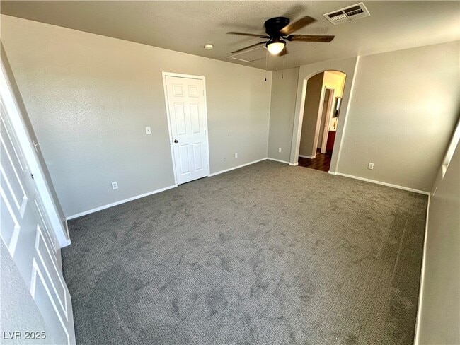 Building Photo - 2119 Tierra Del Verde St
