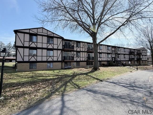 Building Photo - 545 Goucher St