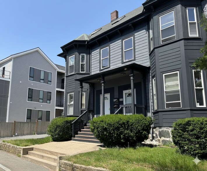 Building Photo - 20 Highgate St