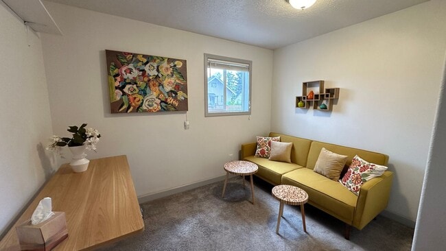 Building Photo - Perry Place