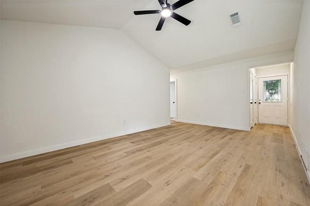 Building Photo - 2014 Laurel Oaks Dr