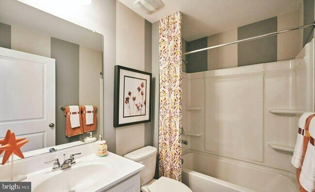 Building Photo - 511 Wood Duck Dr