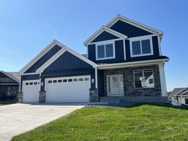 Primary Photo - 2652 Century Pine Ln NE