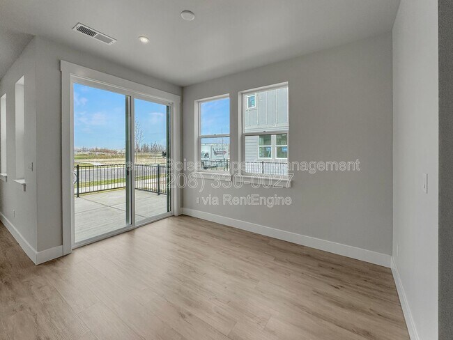 Building Photo - 152 S Koyukuk Ln