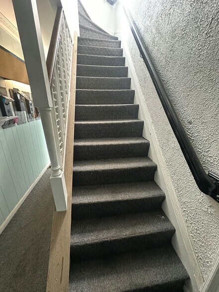 Building Photo - 3450 Clifton Ave