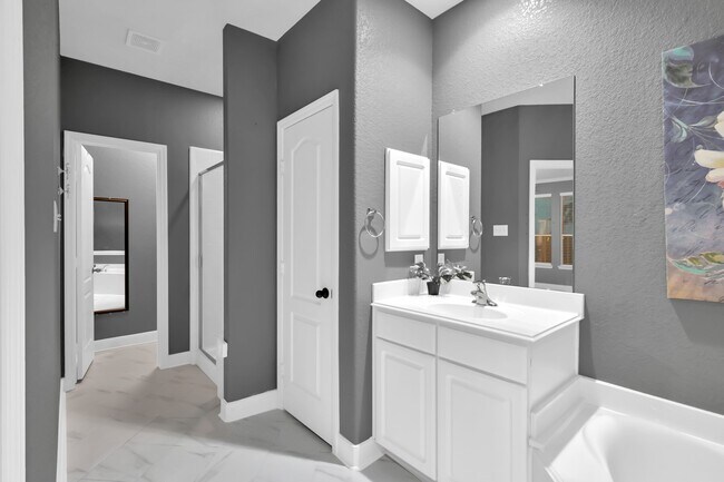 Building Photo - 31322 Evergreen Park Ln