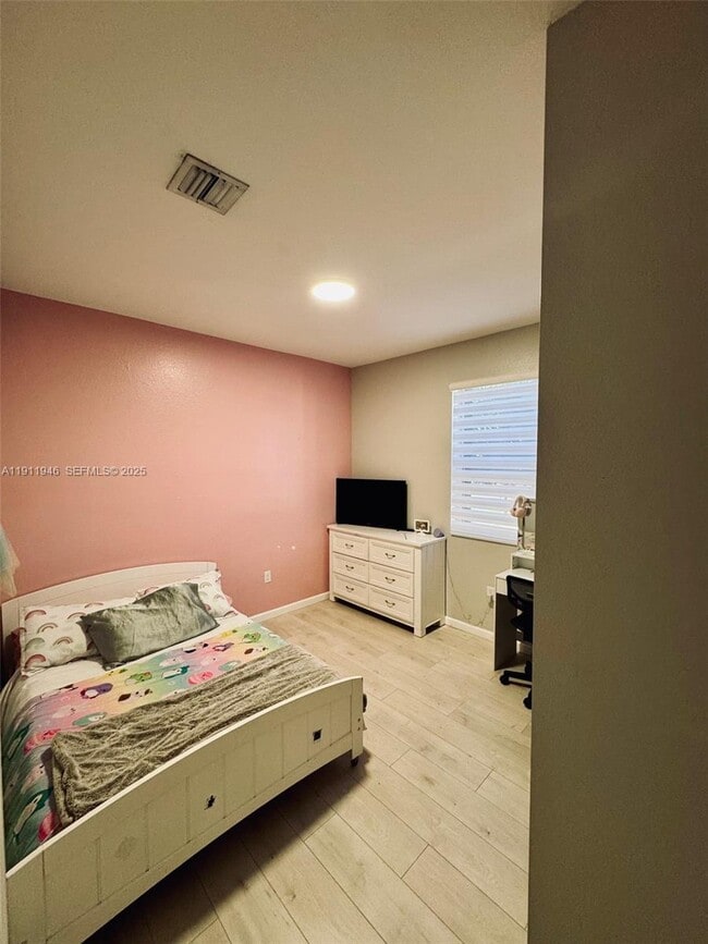 Building Photo - 11866 SW 253rd Terrace