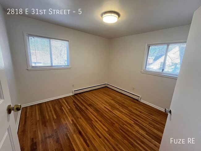 Building Photo - **Move In Special!** Spacious 2-Bedroom Up...