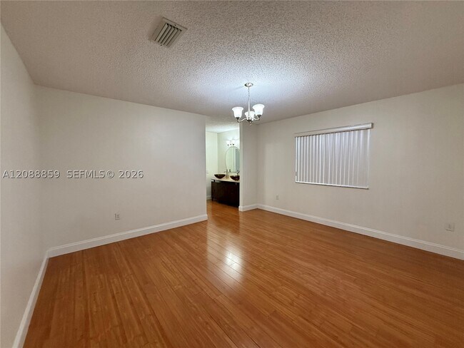 Building Photo - 3559 W 71st Terrace