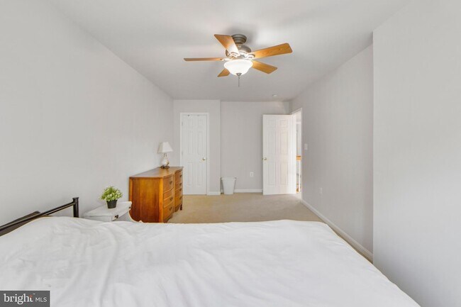 Building Photo - 115 Richard Dr SE