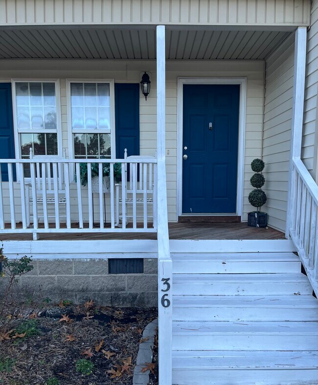 Building Photo - 36 Jumpmaster Dr