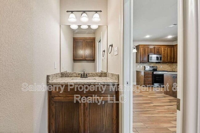 Building Photo - 4904 Ridglea Hills Ct