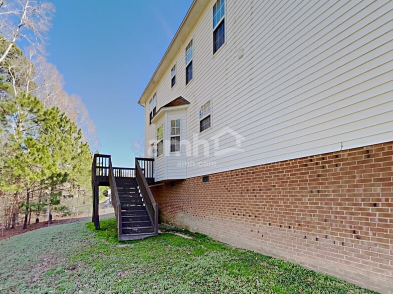 Building Photo - 116 Nightshade Ln