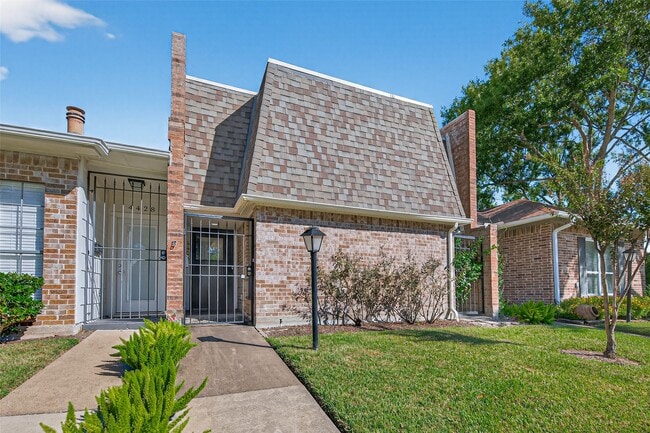 Building Photo - 4426 Basswood Ln