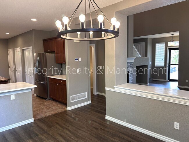 Building Photo - 10644 Wildhurst Cir