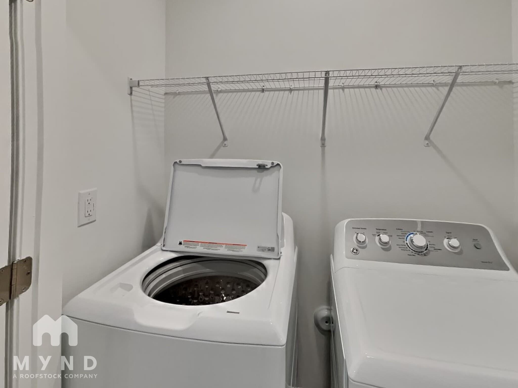 Building Photo - 1506 Crescent Townes Wy