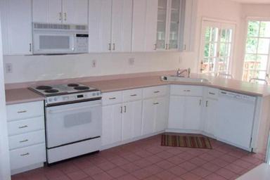 Building Photo - 9405 Locust Hill Rd