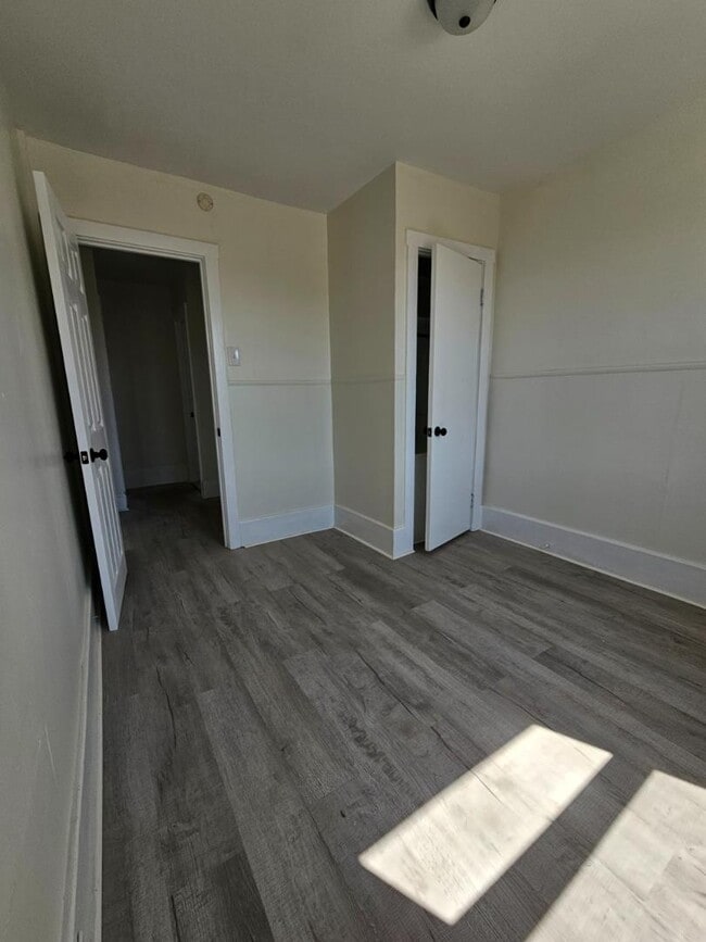 Building Photo - 1103 Baldwin St